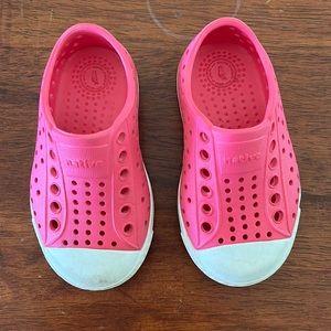 Baby girl natives size 5